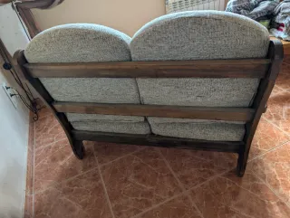 Sofás de madera rústicos
