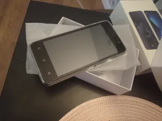 Teléfono Móvil Android 9.0 16GB