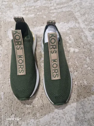 Zapatillas Michael Kors Verde y Dorado elasticas