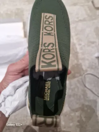 Zapatillas Michael Kors Verde y Dorado elasticas
