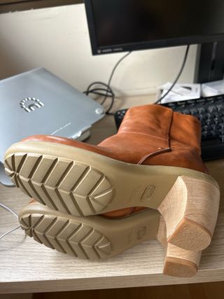 Botines Camper Camel Piel Tacon Madera