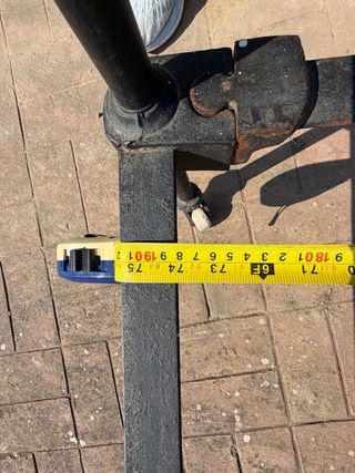 Cama antigua de metal