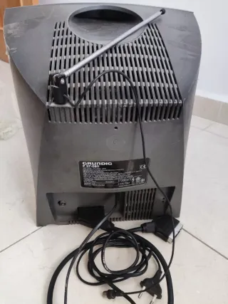 Televisor de tubo Grundig Gris 14 pulgadas