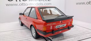 Ford Escort XR3i rojo 1/18 Ottomobile