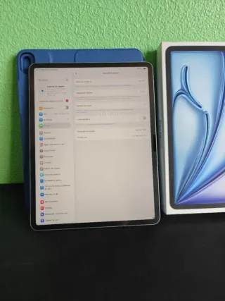 iPad Air 13' M2 128GB. Como nuevo+Factura