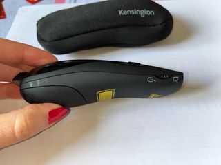 Puntero Kensington con funda y USB