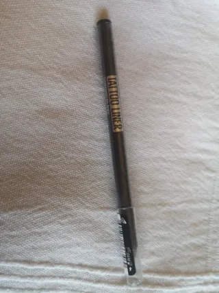 Maybelline Tattoo Liner Metallics Negro Dorado