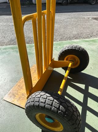 Carro de carga AYERBE