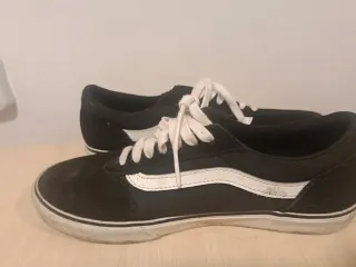 Zapatillas Vans Mujer Negras y Blancas