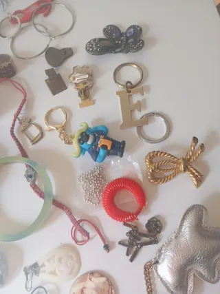 Lote de Joyas Variadas,piezas sueltas y usadas