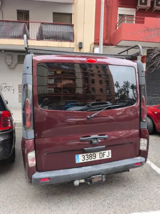Opel Vivaro 2005