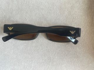 Gafas de sol Emporio Armani negras y marrones