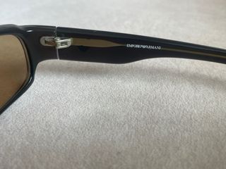Gafas de sol Emporio Armani negras y marrones