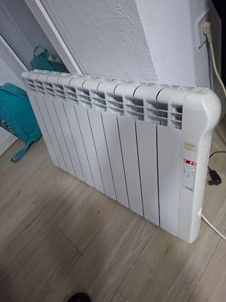 Radiador eléctrico blanco