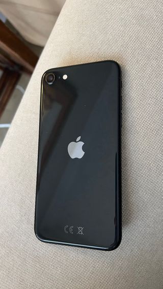 iPhone SE 2020 Nero (Batteria da riparare)
