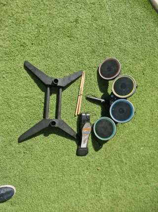 Rock Band 4 Batería, Guitarra y Micrófono PS4