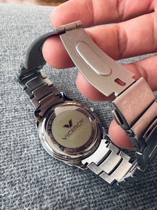 Reloj Viceroy 47647-55 Plateado.