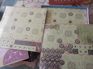 Discover Lands Unknown Juego de Mesa