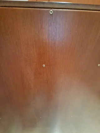 Mueble auxiliar clásico de madera