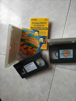 2 Cintas VHS: Spirit y El Rey y Yo