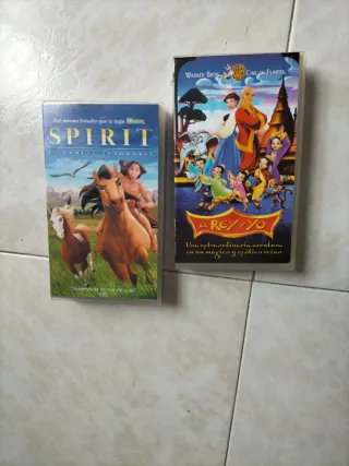 2 Cintas VHS: Spirit y El Rey y Yo