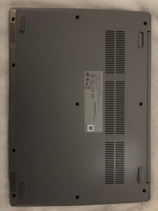 Ordenador portátil Lenovo gris