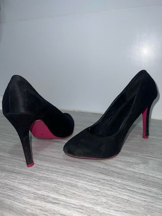 Tacones negros talla 38