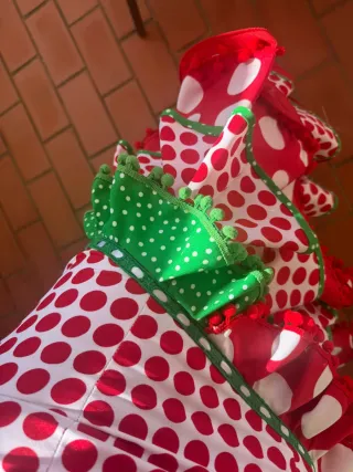 Traje de flamenca rojo y blanco