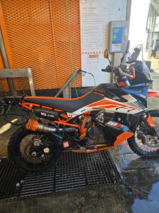 CAMBIO por AJP PR7 KTM 790 Adventure R