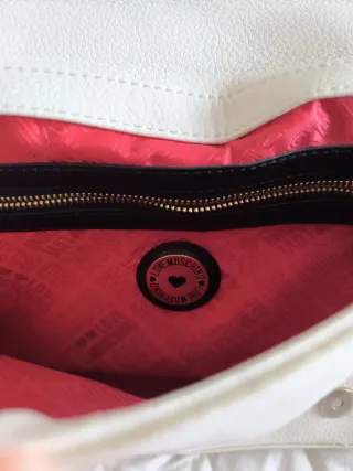 Bolso Love Moschino Negro y Blanco