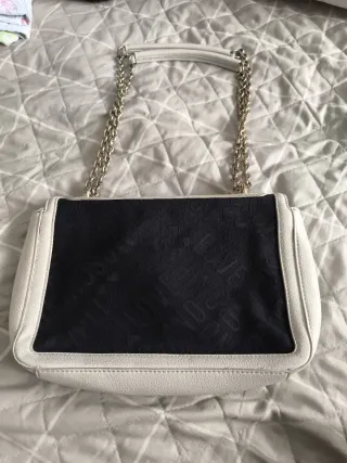 Bolso Love Moschino Negro y Blanco