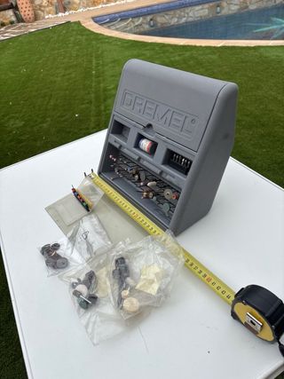 Taladro Dremel con estuche y accesorios
