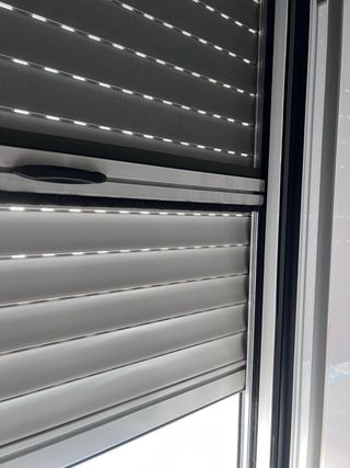 4 Ventanas Aluminio Blancas motorizadas