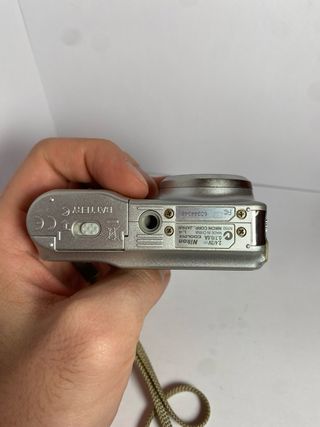 Cámara Digital Nikon Coolpix L4