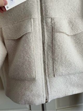 Chaqueta corta de Zara