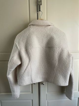 Chaqueta corta de Zara