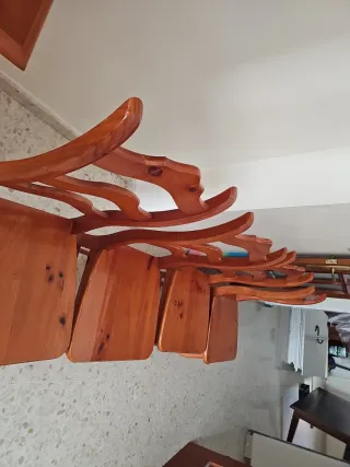 Sillas de madera rústicas (Set de 4)