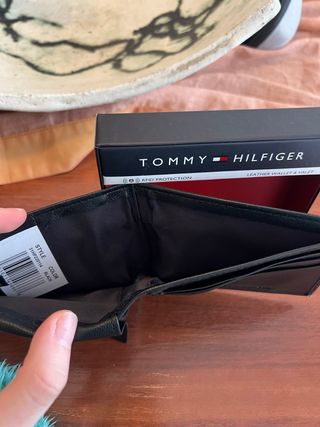 Cartera Tommy Hilfiger Hombre Negra