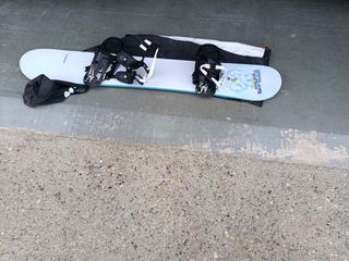 Tabla Snowboard con Fijaciones Dodgey nueva