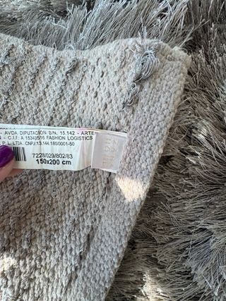 Tappeto Zara Home pelo lungo grigio