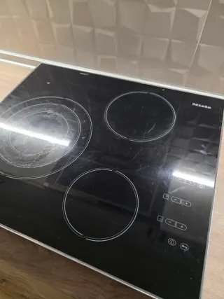 Piani cottura VITROCERÁMICA MIELE