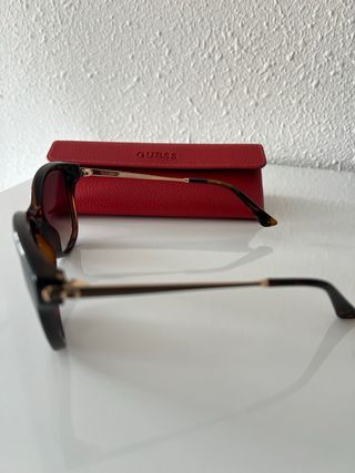 Gafas de Sol Guess GU7864