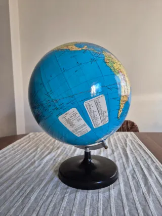 Globo Terrestre de Mesa – Decoração / Escolar