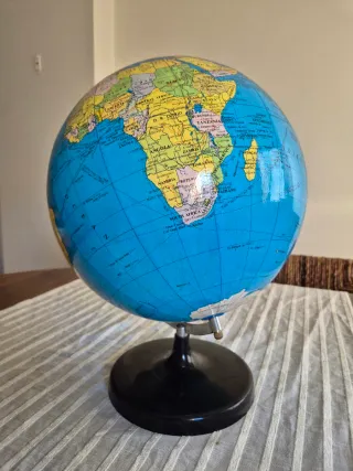 Globo Terrestre de Mesa – Decoração / Escolar