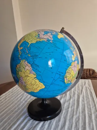 Globo Terrestre de Mesa – Decoração / Escolar