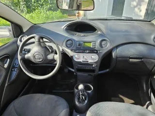 Toyota Yaris 2006