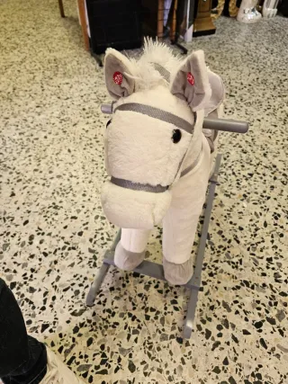 Caballito balancín con sonidos
