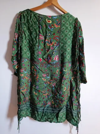 Vestido Zara verde con flecos