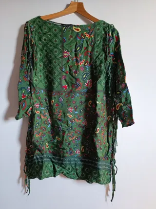 Vestido Zara verde con flecos