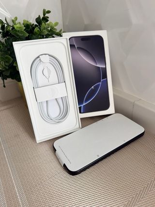 iPhone 16 Pro Max 256GB Black Titanium